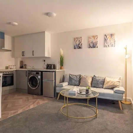 1 Bedroom - Netflix - Close To Centre And Nec Apartamento